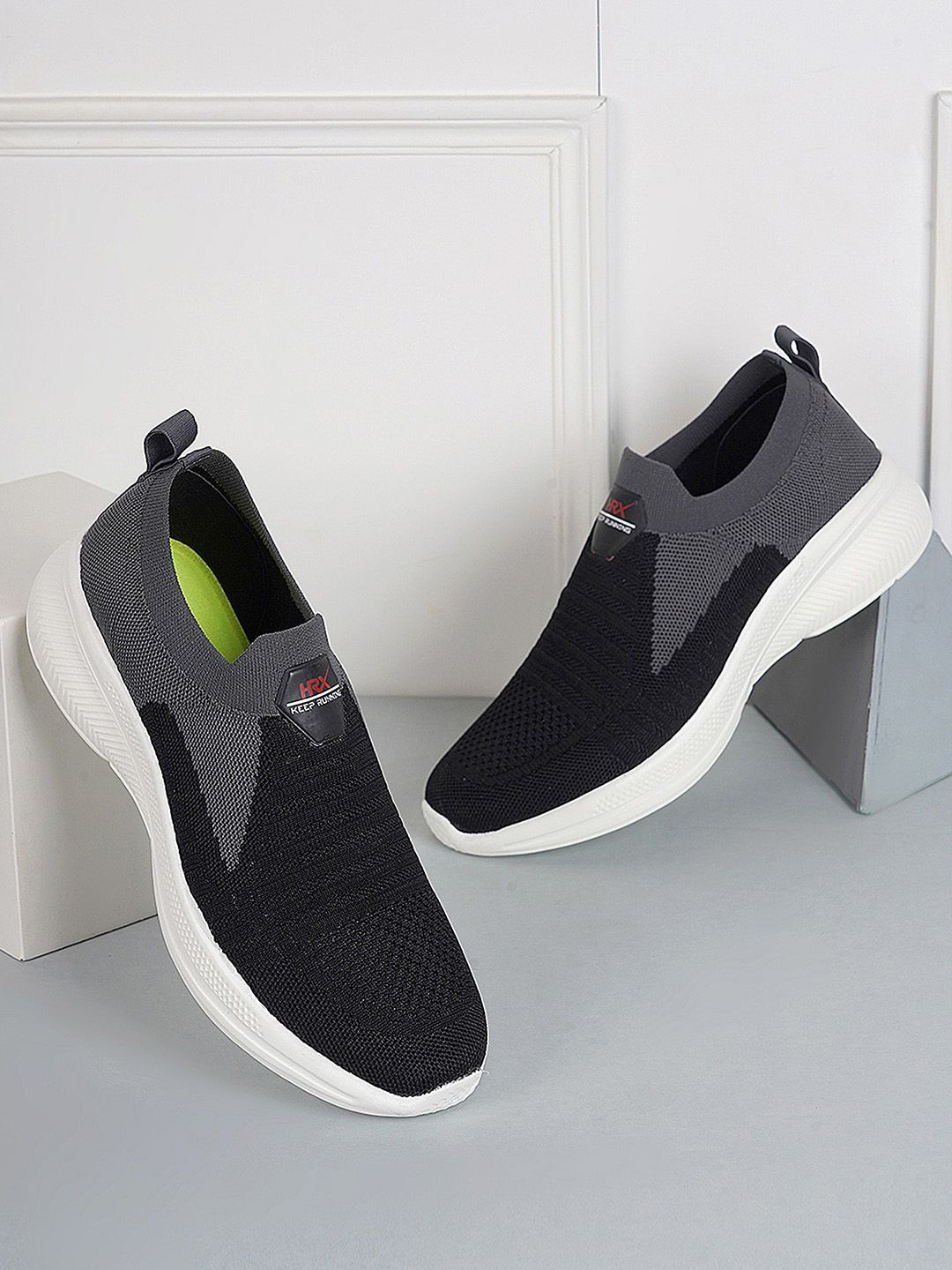HRX by Hrithik Roshan Men Black & Grey Colourblocked Contrast Sole Slip On Sneakers