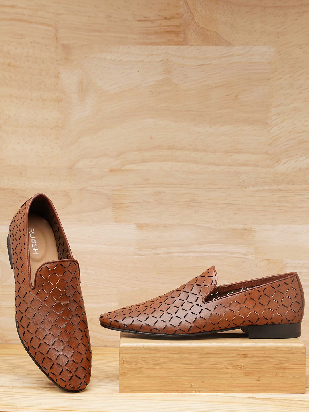 Ruosh Ruosh Men Laser-Cut Detail Leather Formal Slip-On Shoes