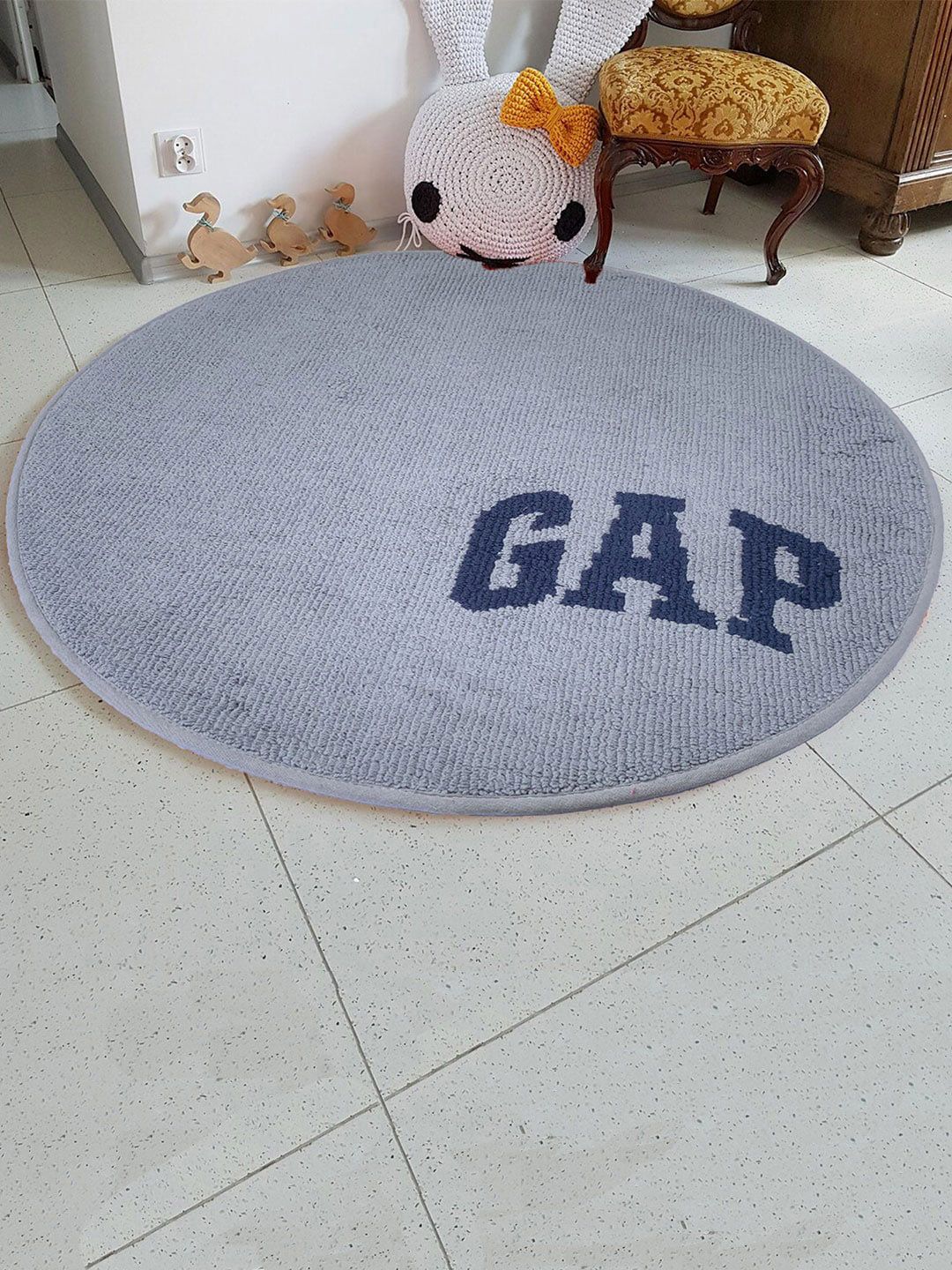 LUXEHOME INTERNATIONAL Grey & Blue Gap Printed Cotton Round Bath Rug