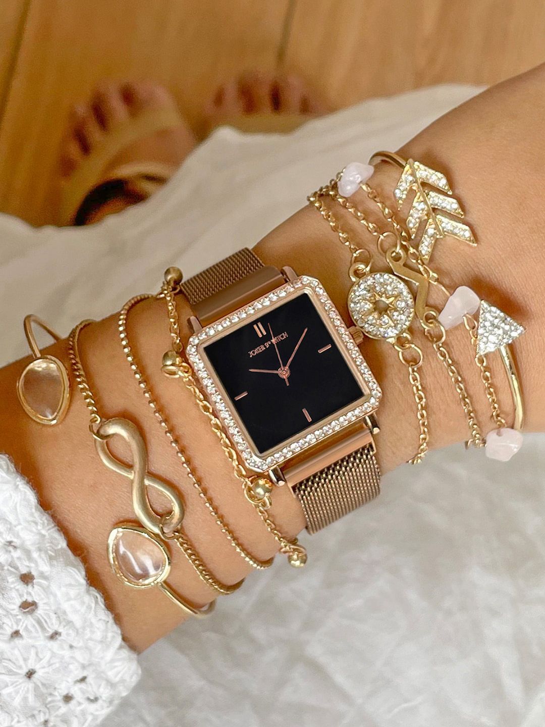 JOKER & WITCH JOKER & WITCH  Women Watch Gift Set