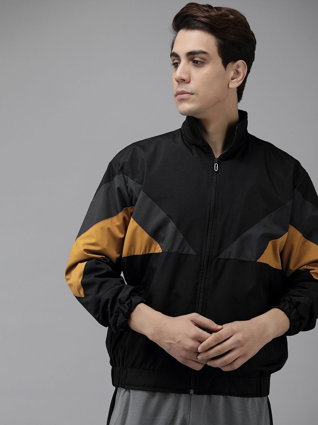 VOXATI Men Colourblocked Sporty Jacket