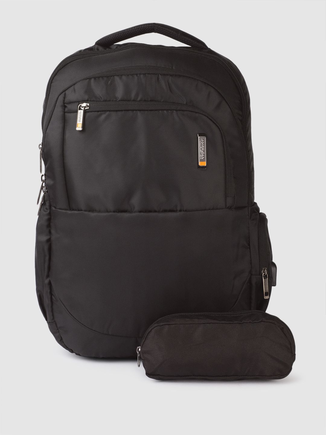 american tourister polyester 32 ltrs black laptop backpack Watch Casual on Amazon Live The American Tourister Summerride Duffle S is a 53 american tourister 32 ltrs black