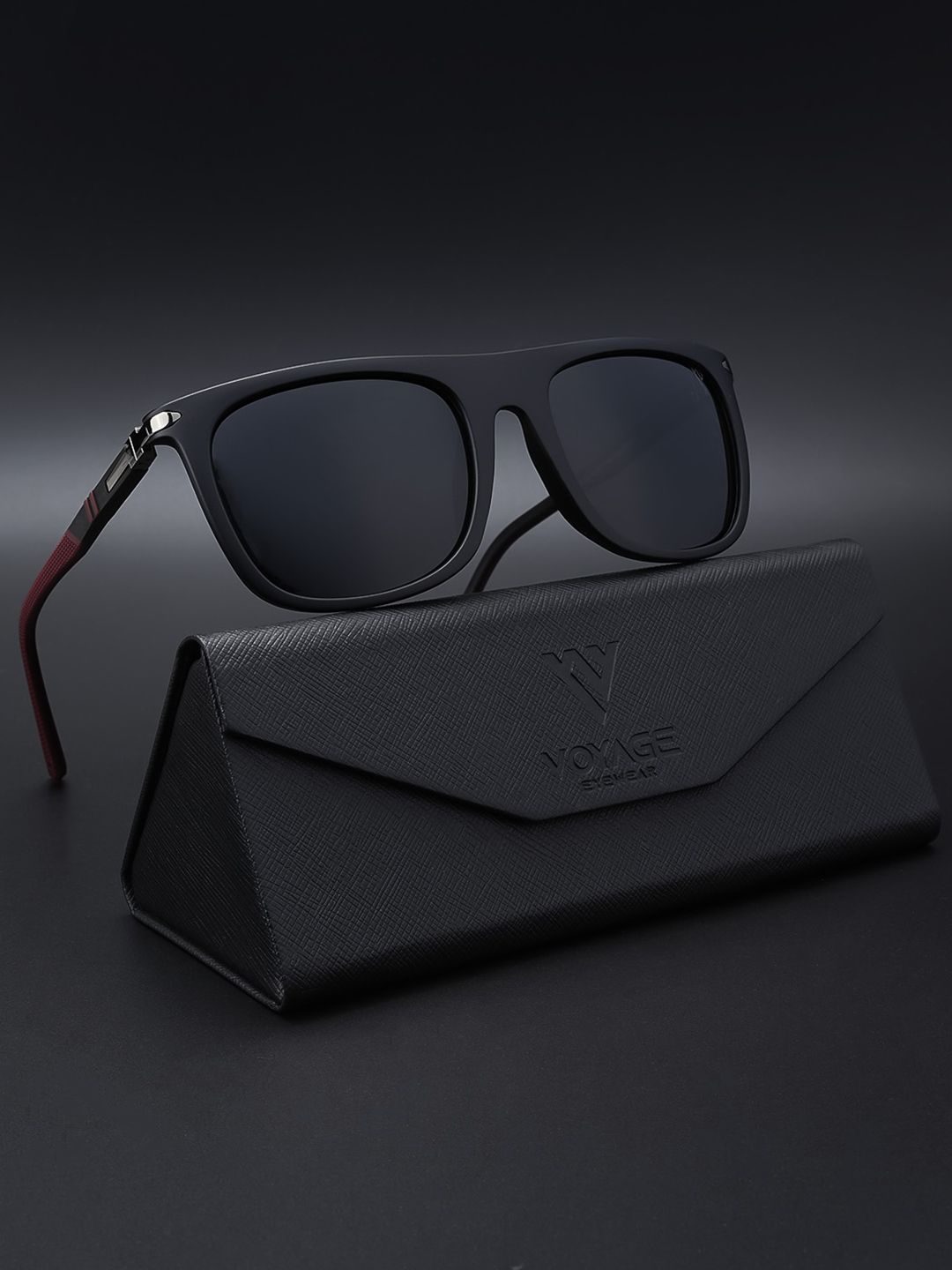 Voyage Unisex Wayfarer Sunglasses with Polarised and UV Protected Lens