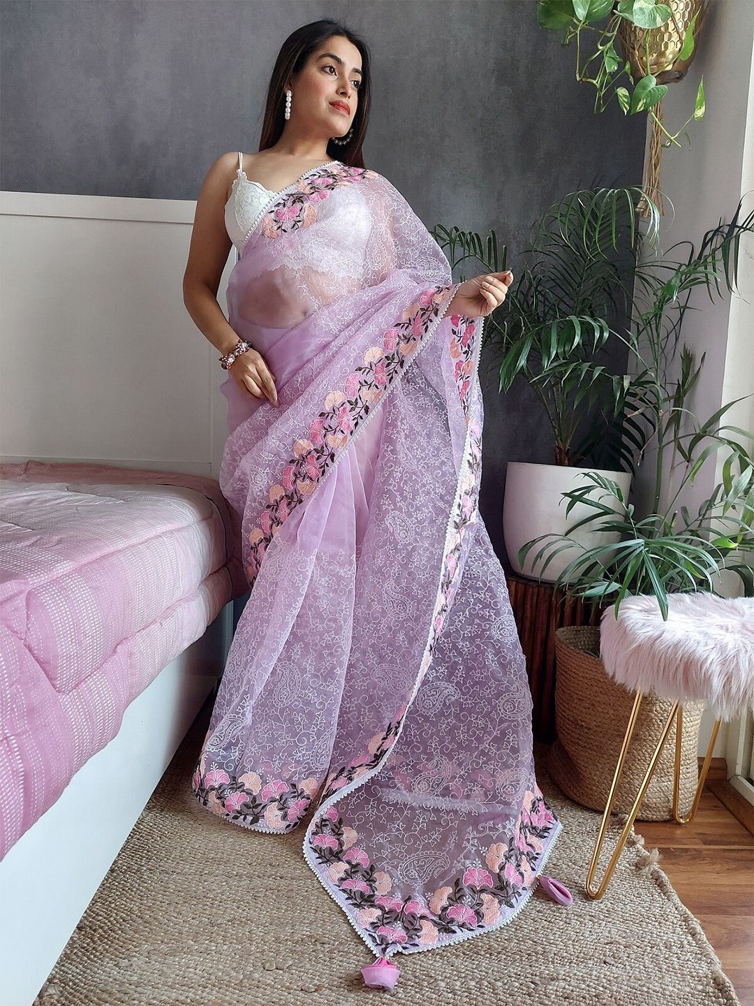 Anouk Lavender & White Floral Embroidered Organza Saree Price in India