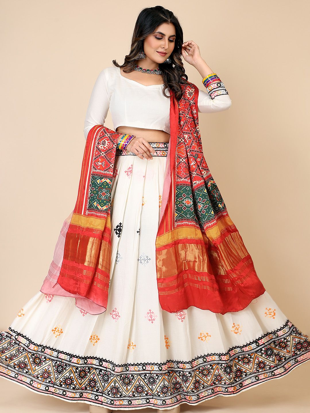 VAIRAGEE Ethnic Motif Embroidered Thread Work Semi-Stitched Lehenga & Blouse With Dupatta Price in India