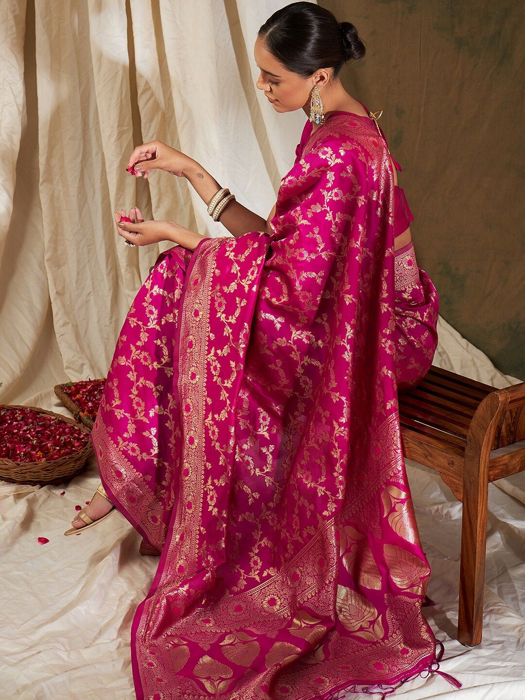 Sangria Pink & Gold-Toned Floral Woven Design Zari Banarasi Saree Price in India