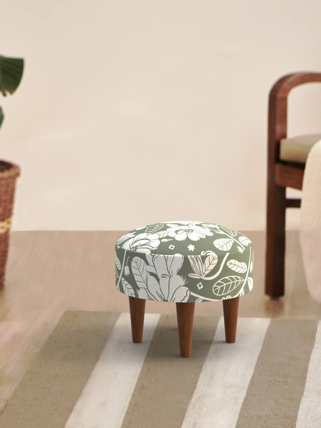 Chumbak Grey & White Printed Round Ottoman