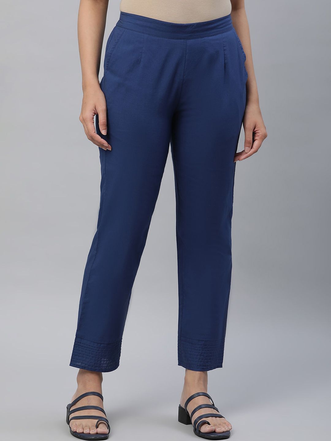 AURELIA Women Blue Slim Fit Pleated Trousers