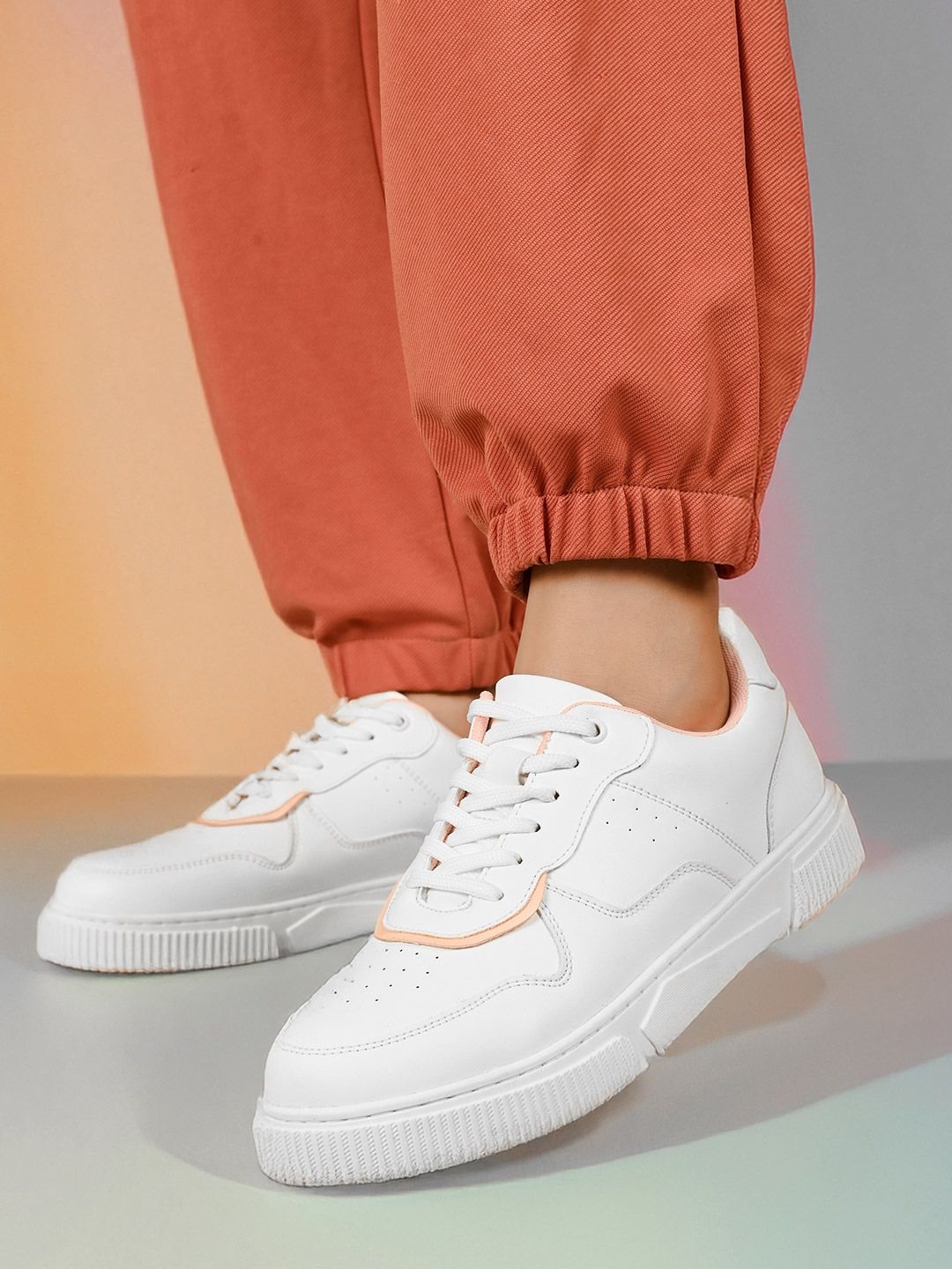 HRX by Hrithik Roshan Women White & Pink Perforated Lightweight Sneakers