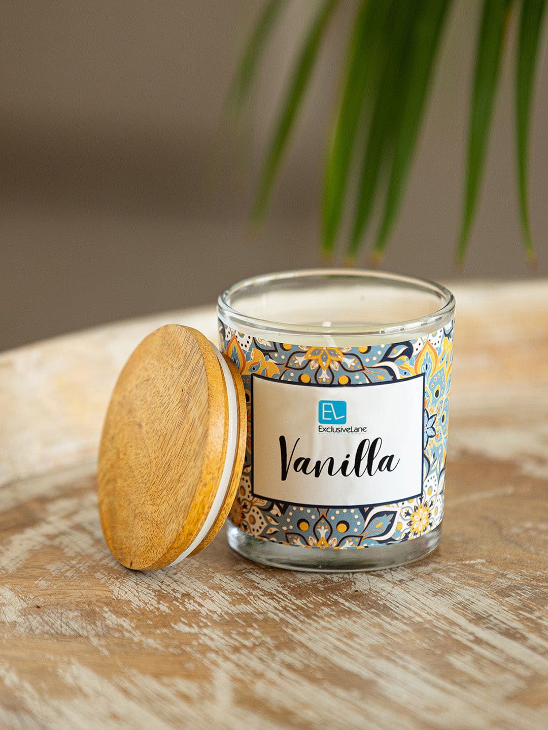 ExclusiveLane Handmade Scented 1 Wick Vanilla Ethnic Motifs Geometric Regular Jar Candles