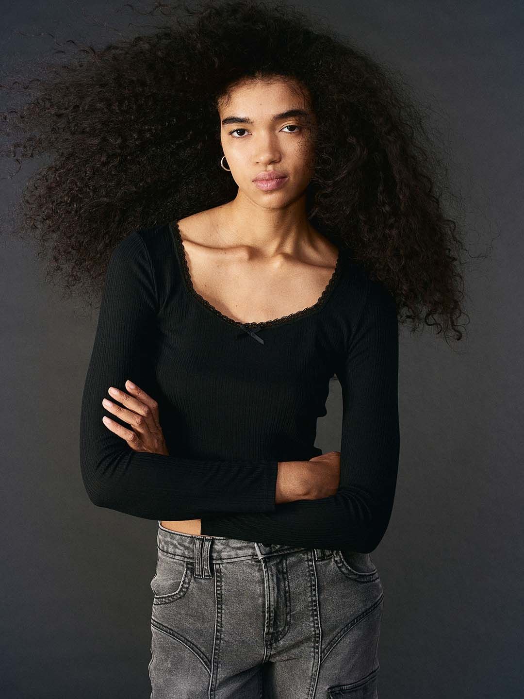 H&M Lace-Trimmed Ribbed Top