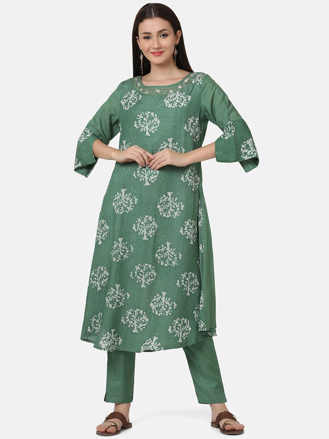 FFU Ethnic Motifs Printed Regular Sequinned Kurta With Trousers Price in India