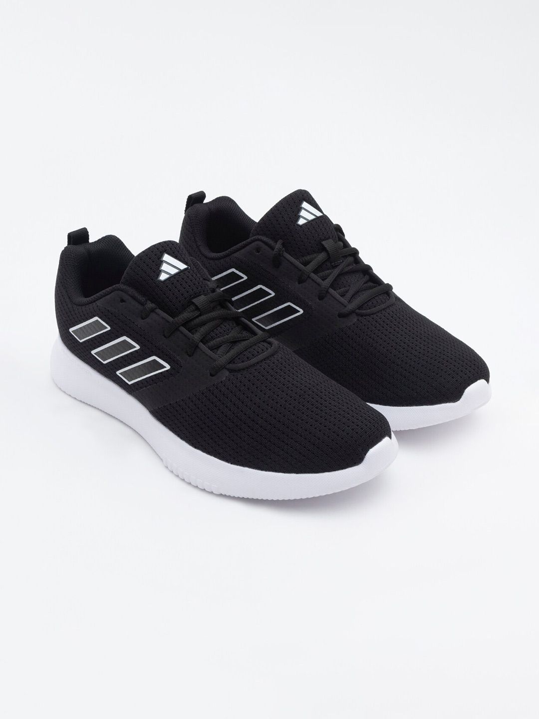 ADIDAS Men Fleecewalk M Logo Printed Sports Shoes