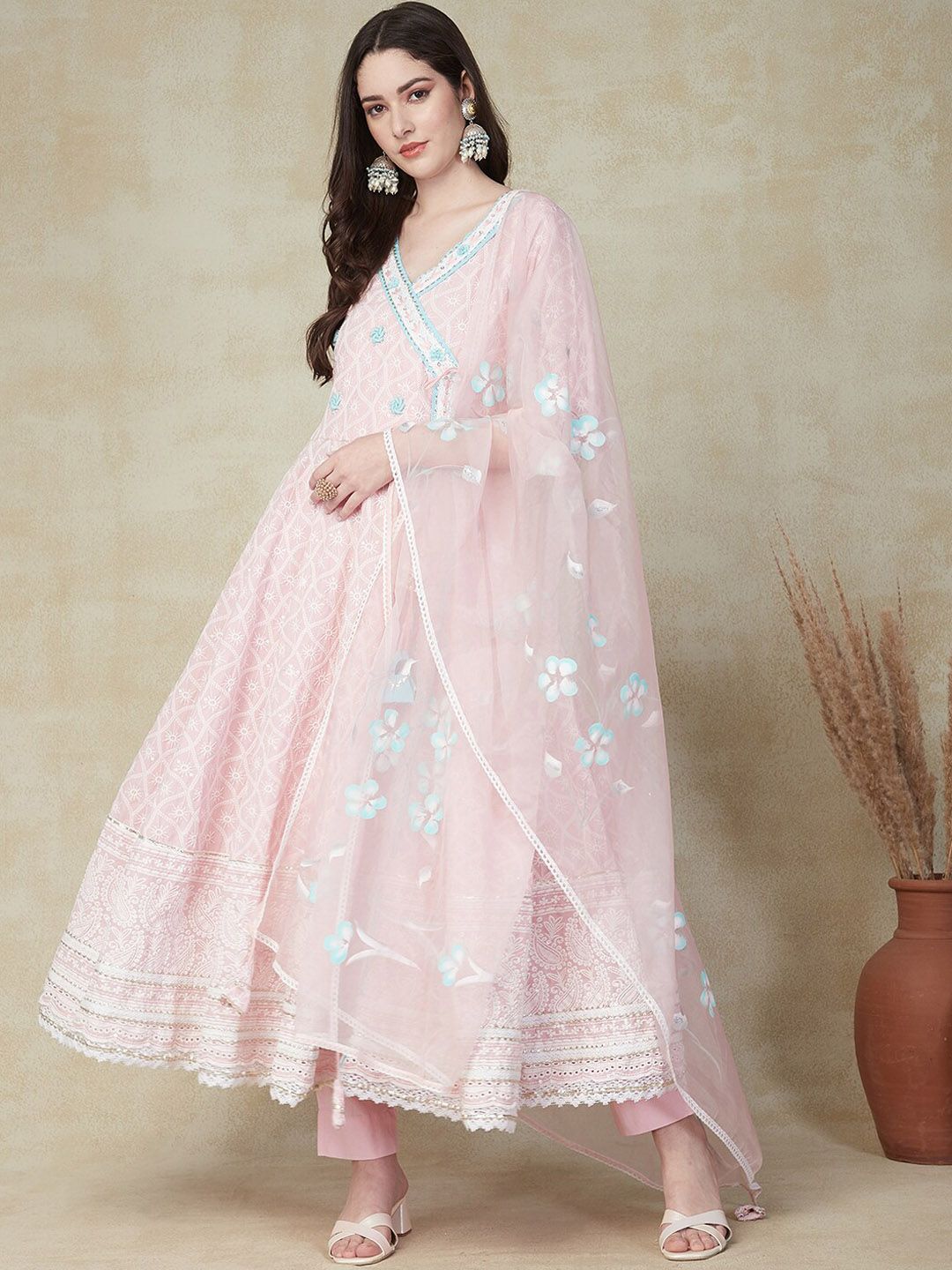 FASHOR Pink Ethnic Motifs Embroidered Chikankari Pure Cotton Kurta & Trousers With Dupatta Price in India