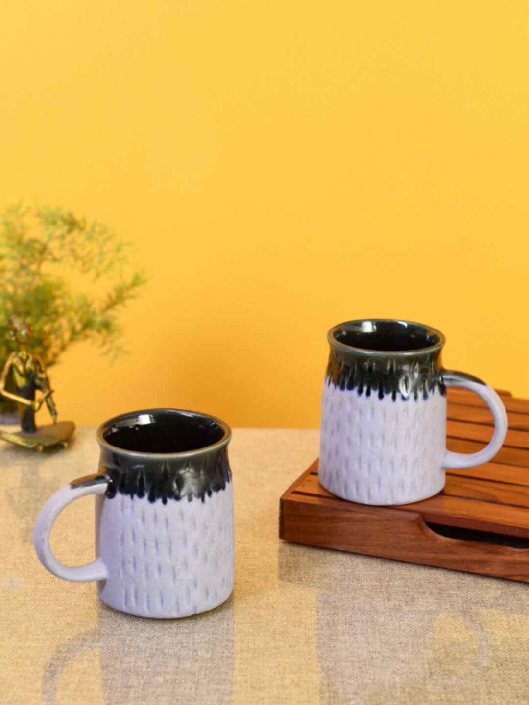 AAKRITI ART CREATIONS Off White & Black 2 Pieces Textured Ceramic Glossy Mugs-150 ML Each