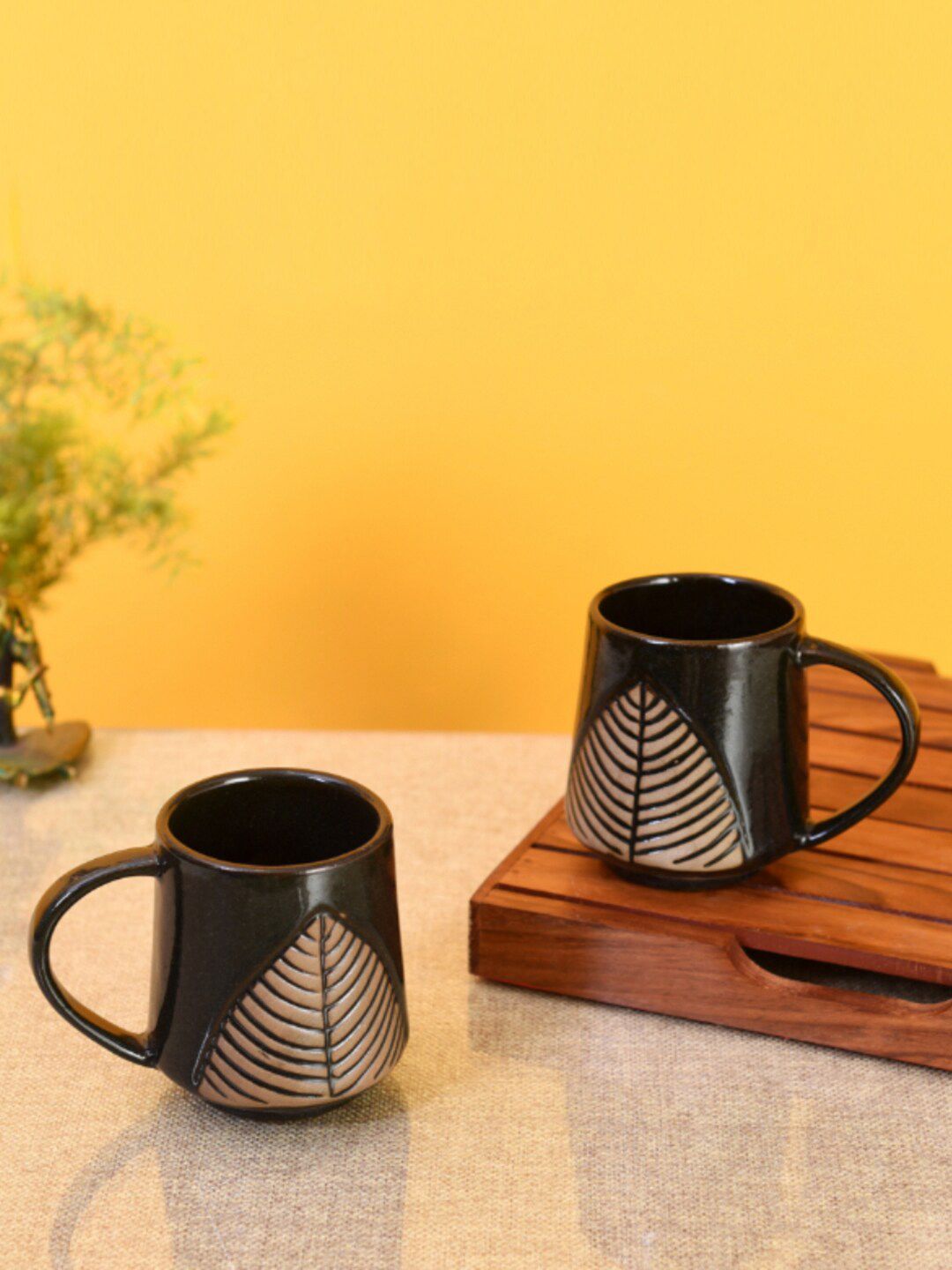 AAKRITI ART CREATIONS Black & Brown 2 Pieces Printed Ceramic Glossy Mugs 200ml