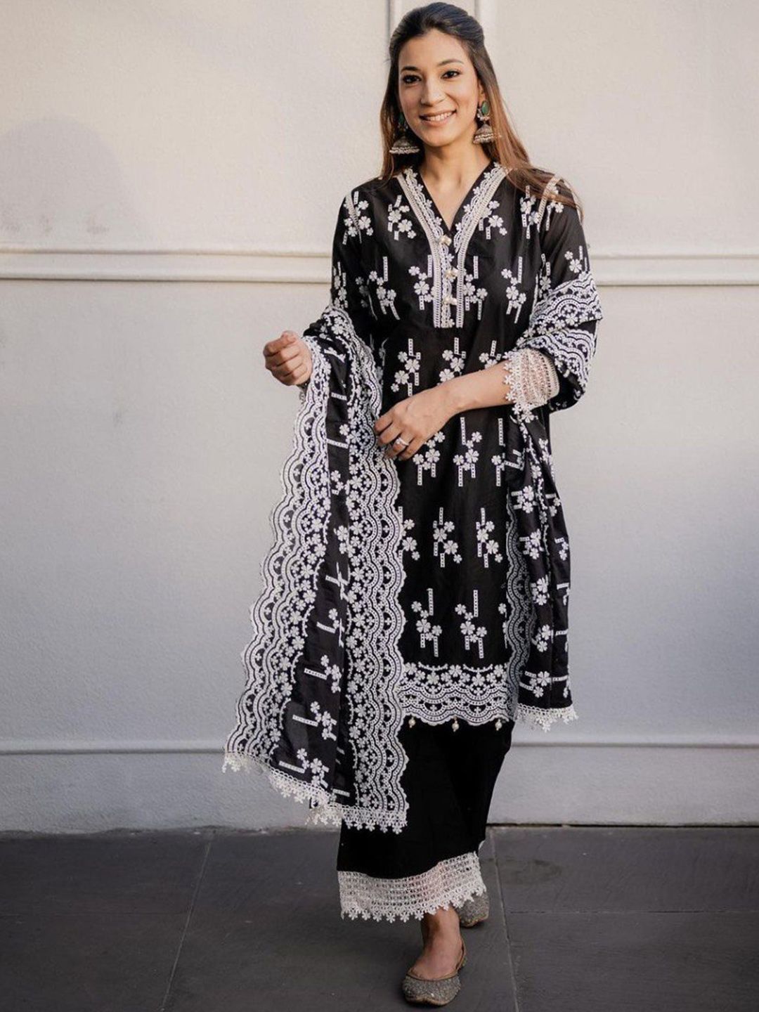 Bollyclues Floral Embroidered Regular Thread Work Kurta & Palazzos With Dupatta Price in India