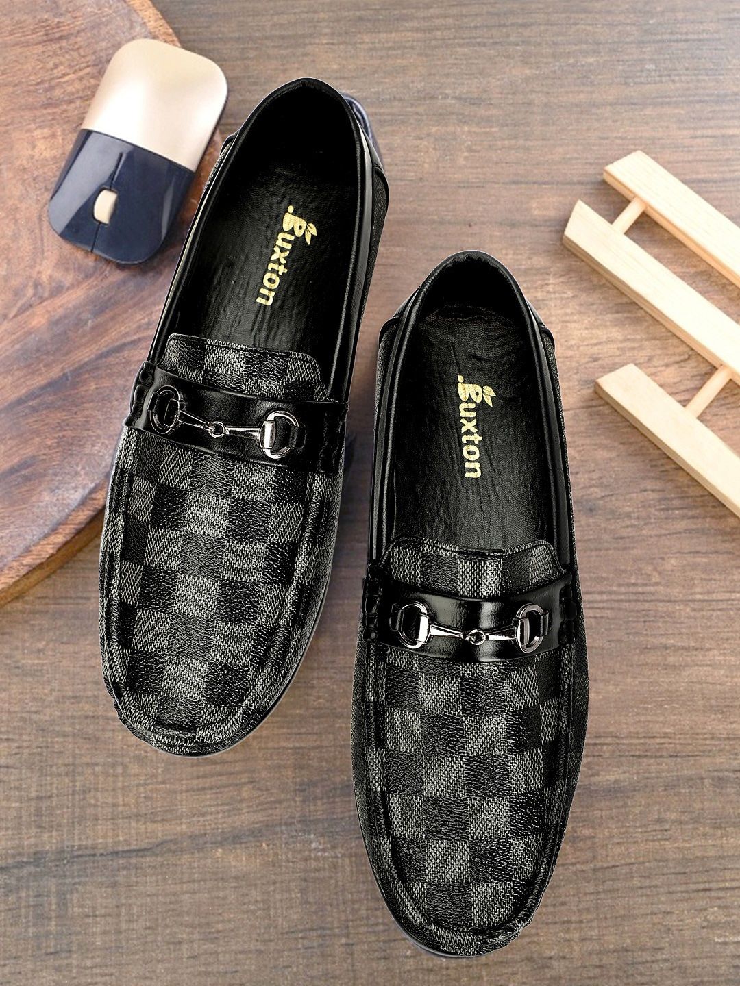 Buxton Men Checked Slip-On Loafers