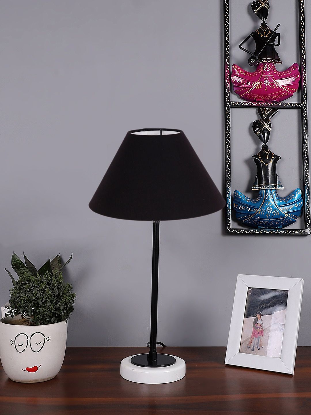 Devansh Black Wood Round Table Lamp