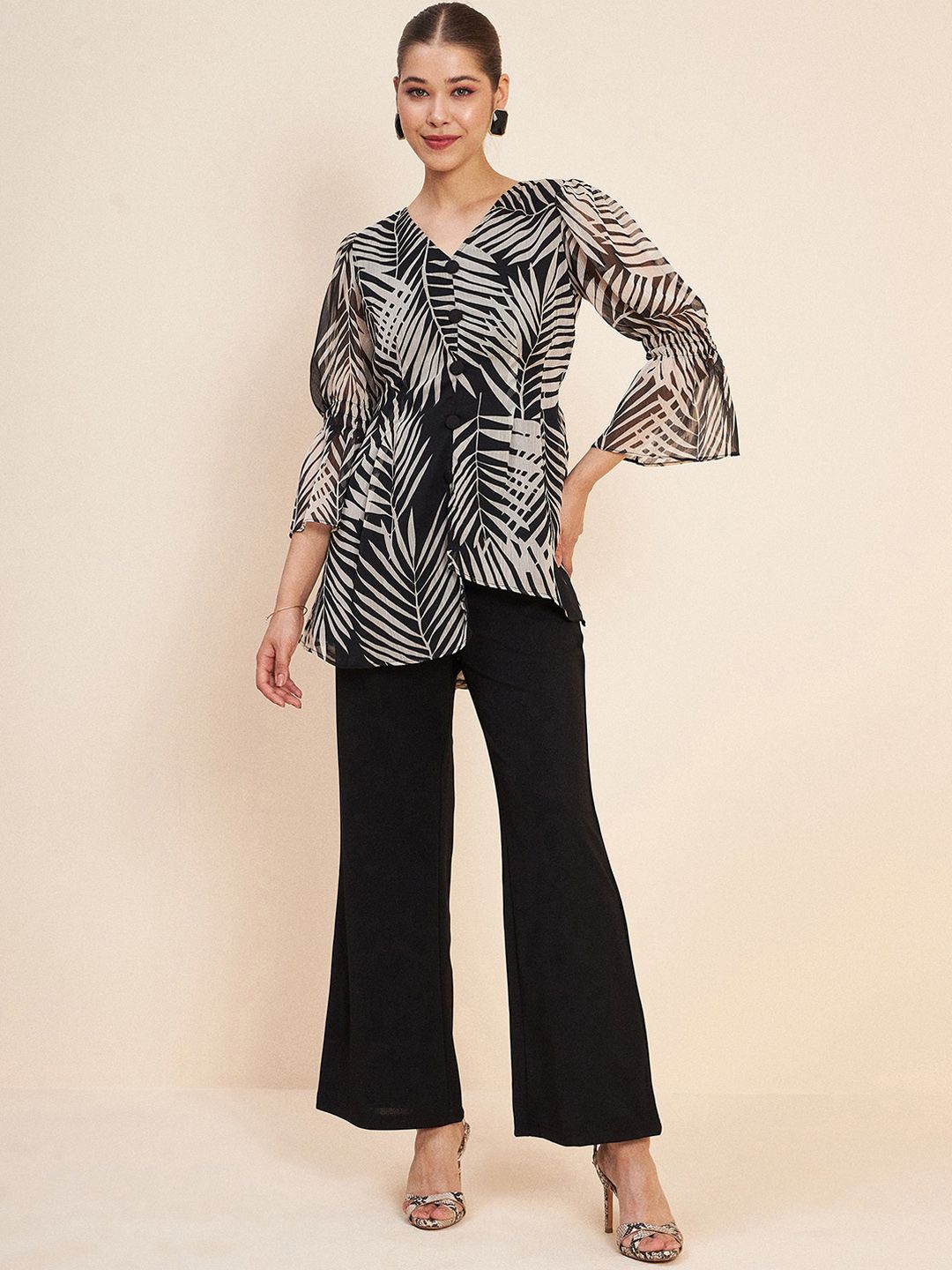 Printed Co-Ords Antheaa Black Conversational Printed V-Neck Puff Sleeve Co-Ords