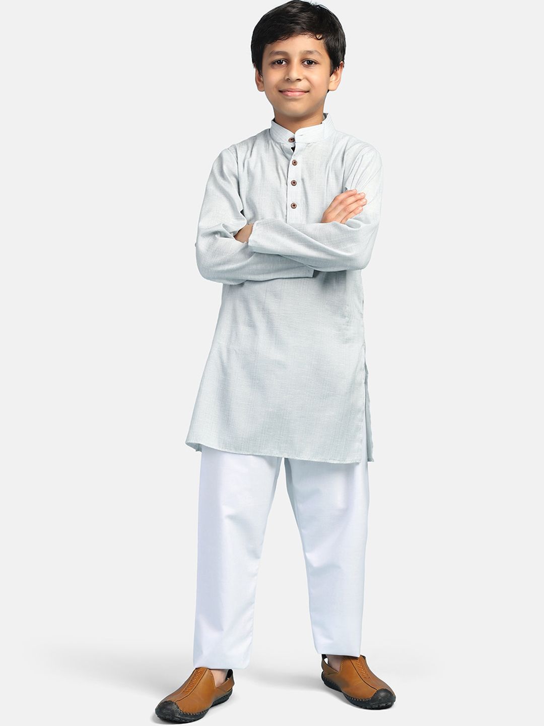 TAHVO Boys Mandarin Collar Regular Kurta With Pyjamas