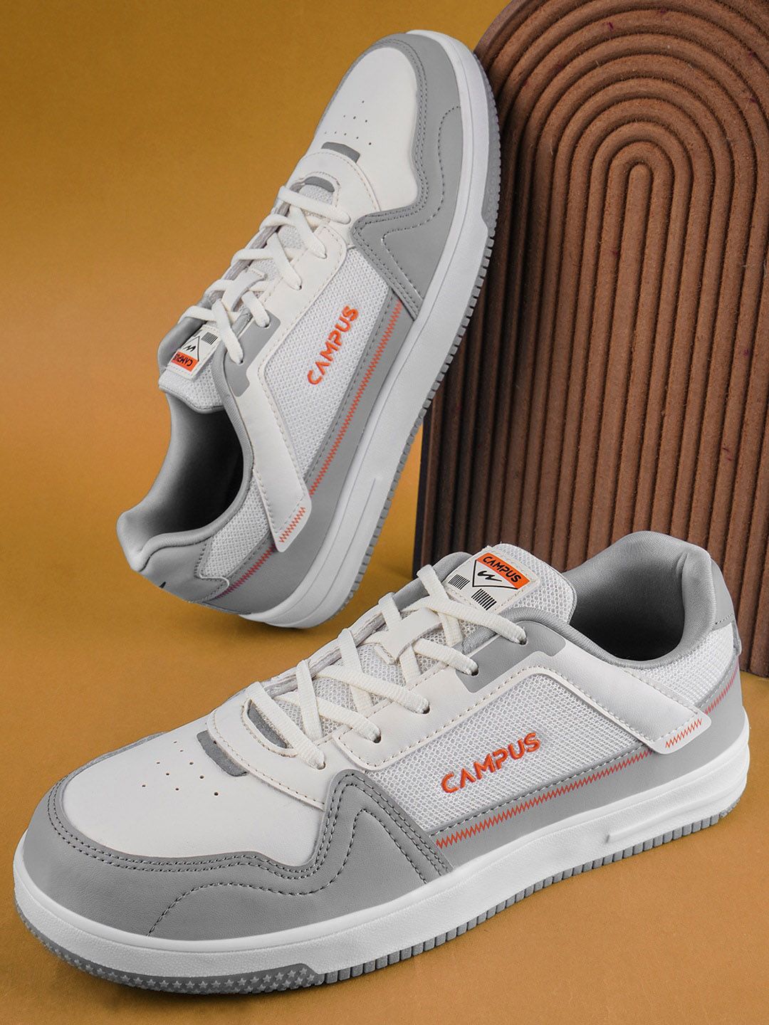 Campus OG-08 Men Lace-Up Sneaker