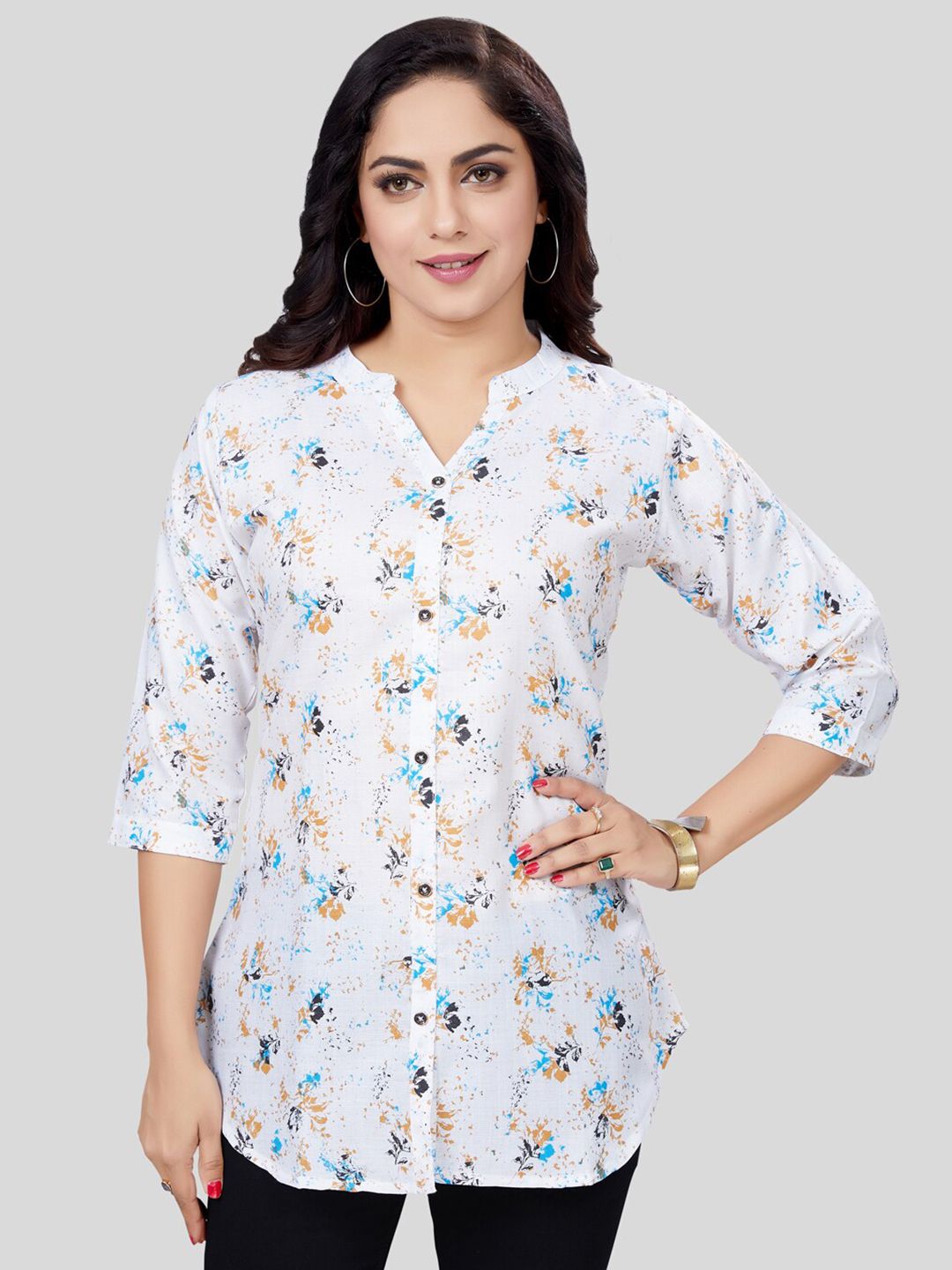 Saree Swarg Printed Mandarin Collar Kurti