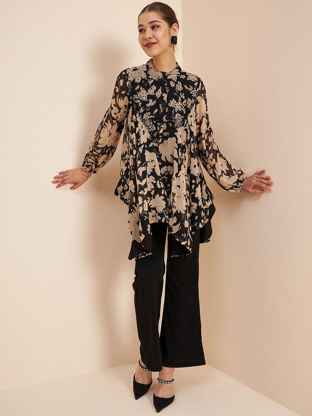 Embellished Top & Trousers Antheaa Black Printed Embellished Top & Trousers