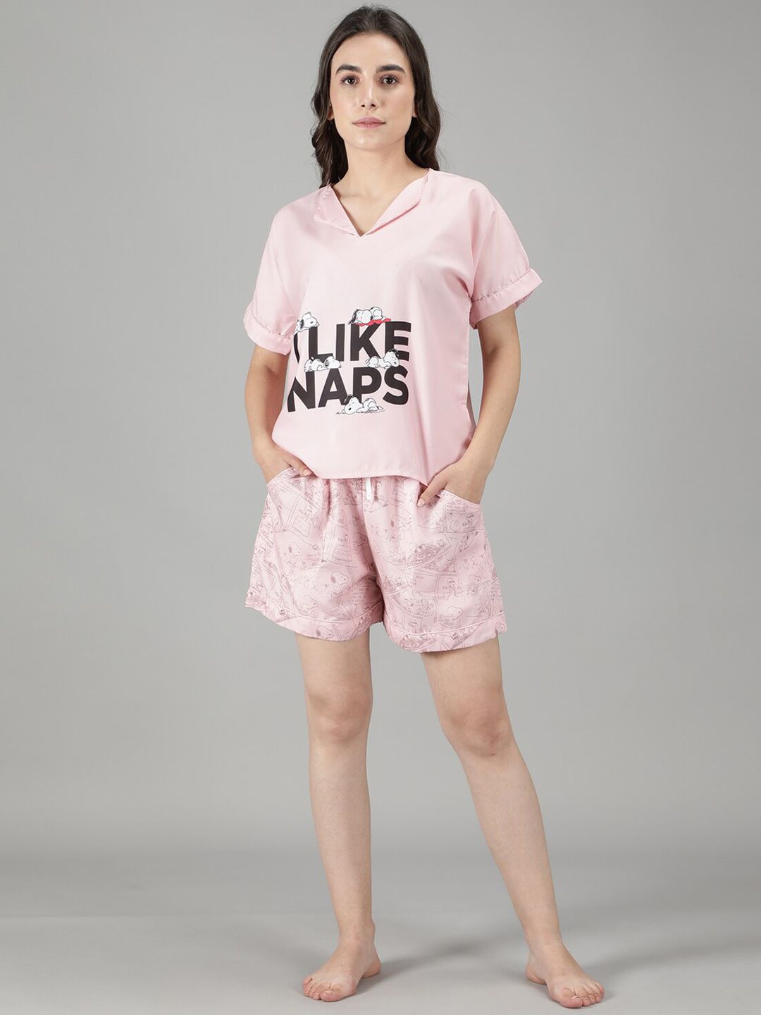 House of Comfort Typography Printed V-Neck Night suit
