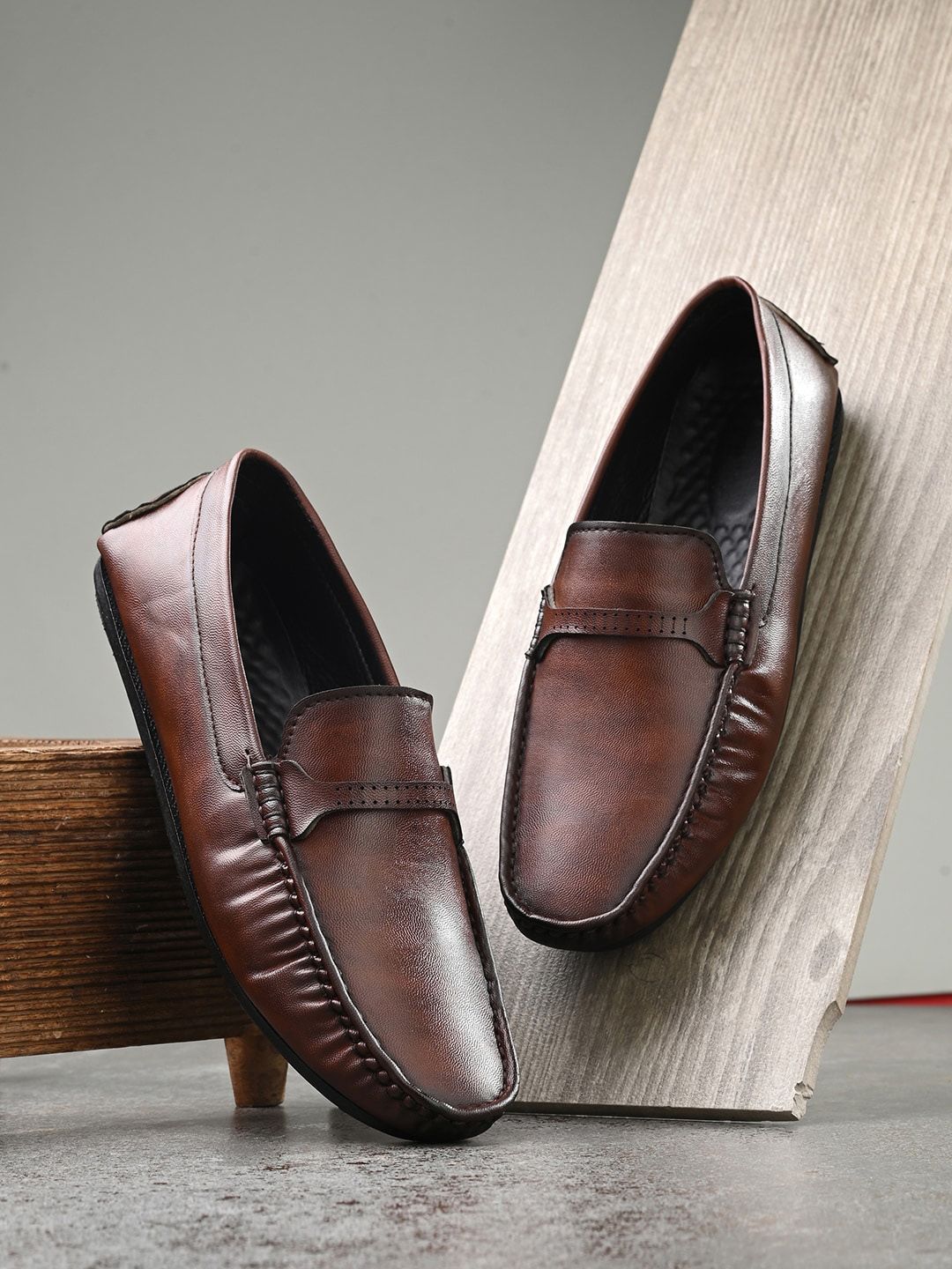 The Roadster Lifestyle Co. Men Brown Textured Slip-On Loafers