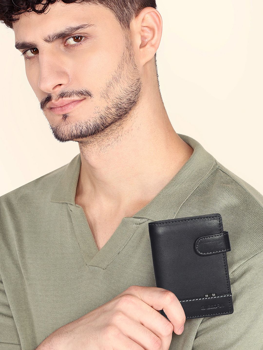 Sassora Unisex Leather Two Fold Wallet