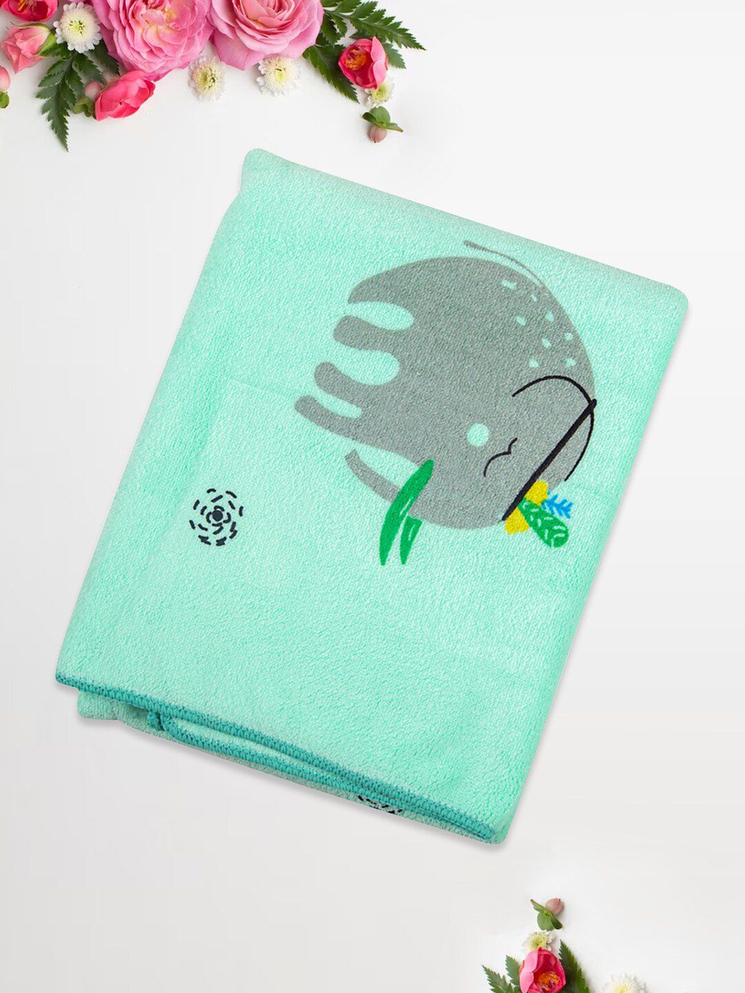 MeeMee Unisex Kids Green Printed 200 GSM Bamboo Bath Towel