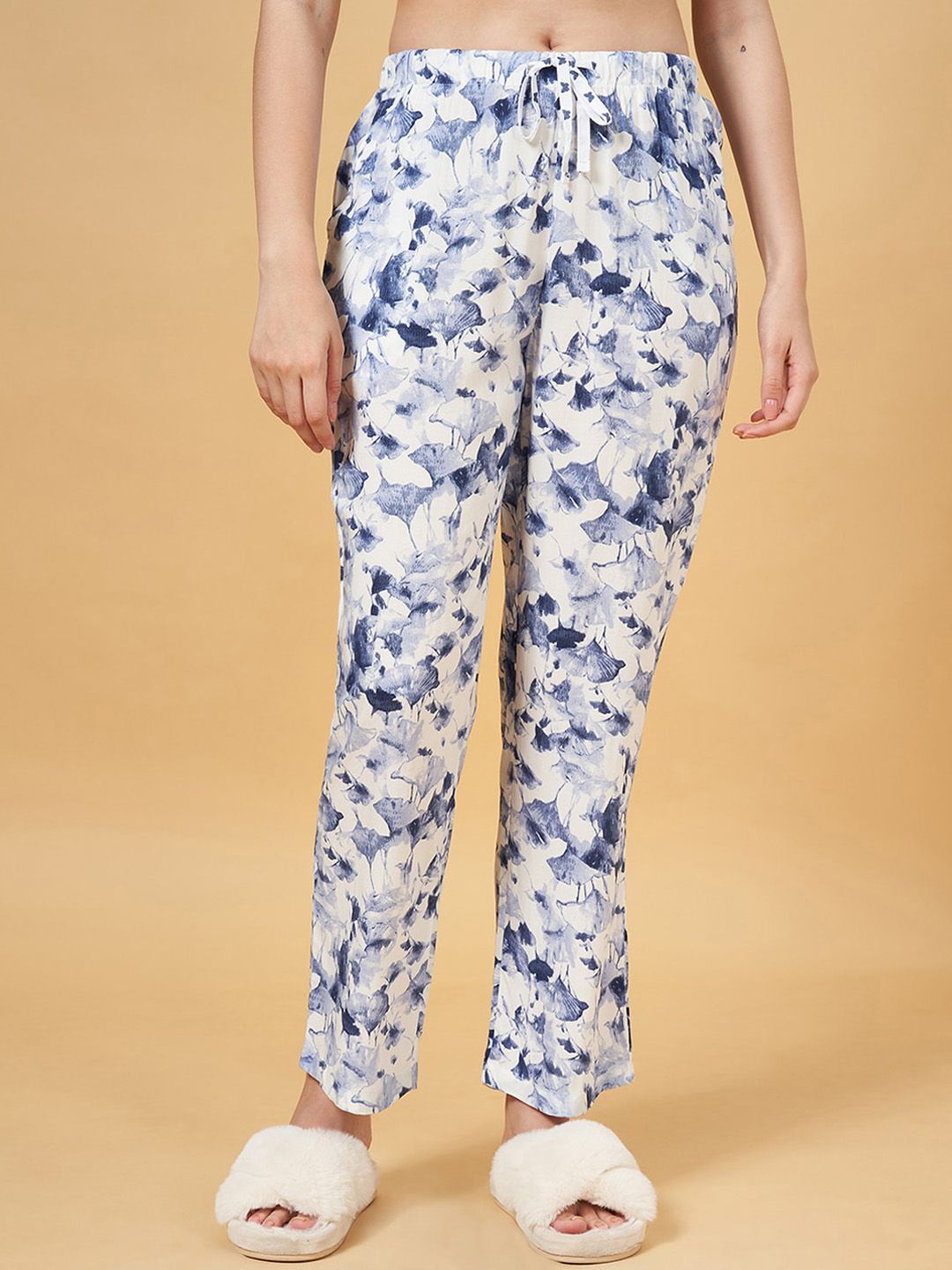 Dreamz by Pantaloons Women Printed Mid-Rise Lounge Pants