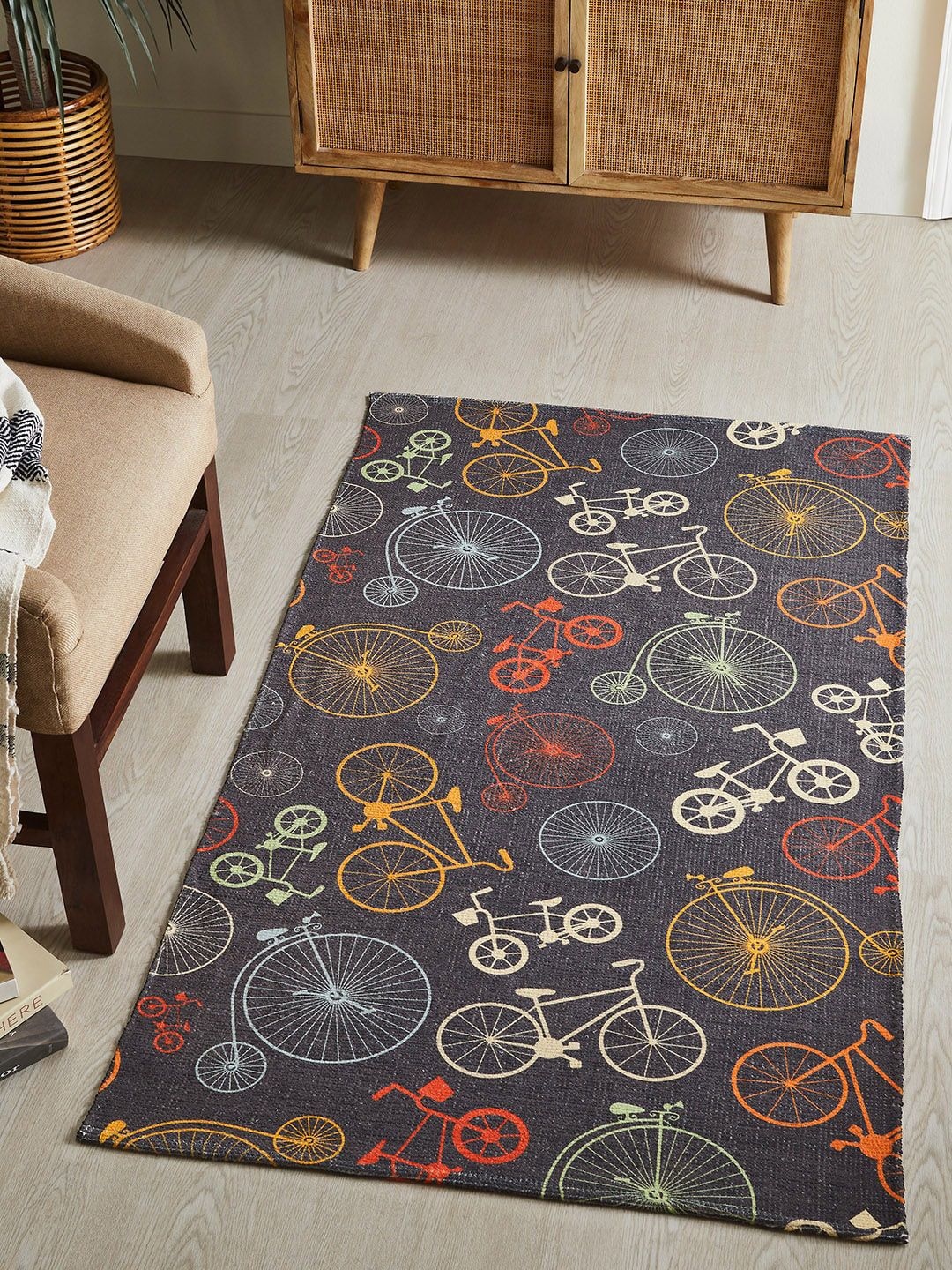 Mona B Mona B Grey & White Printed Vintage Anti-Skid Dhurrie Carpet