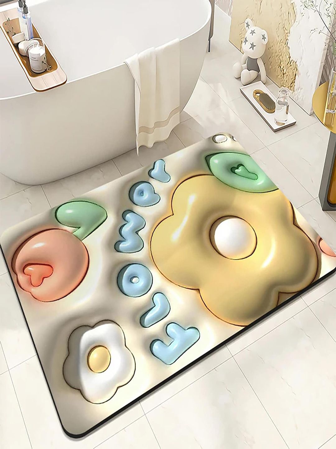 HOUSE OF QUIRK Cream-Colored 3D Shaped Absorbent Non-Slip Bath Mat