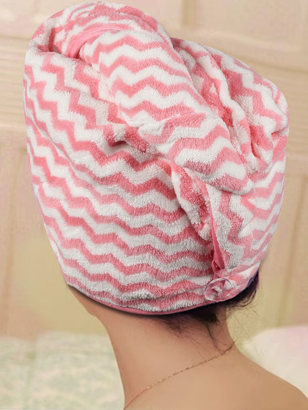 Black gold Zig Zag Design 400 GSM Pure Cotton Hair Draper