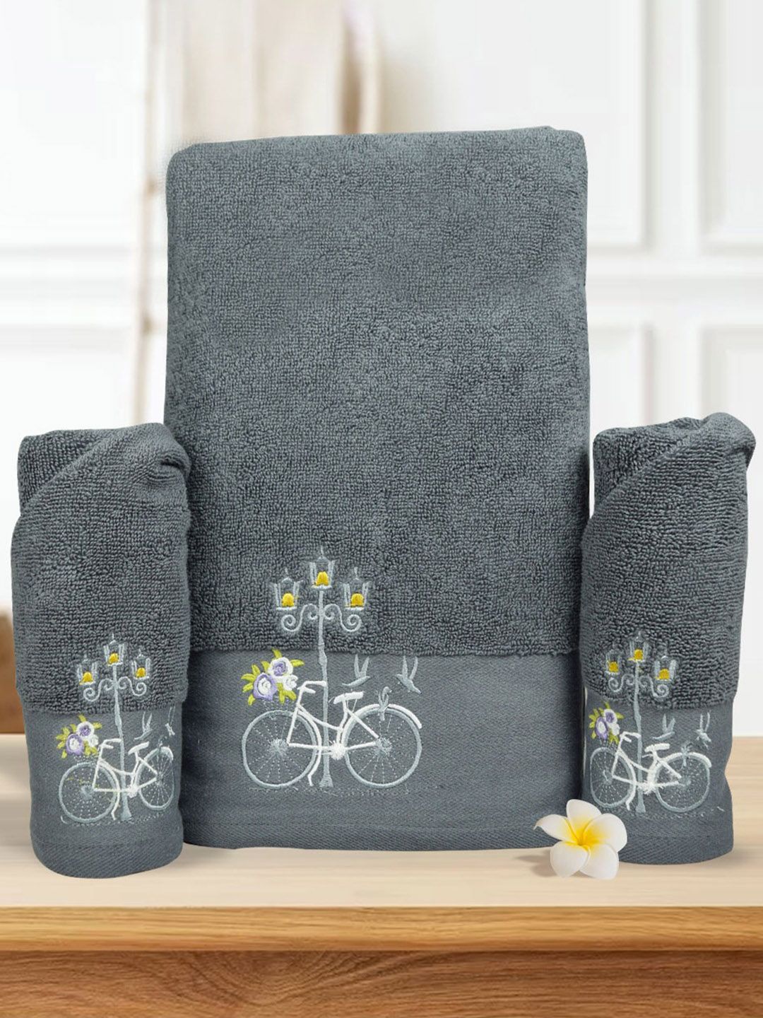 RANGOLI 3 Pcs Grey Self Design 550 GSM Pure Cotton Anti-Bacterial Towel Set