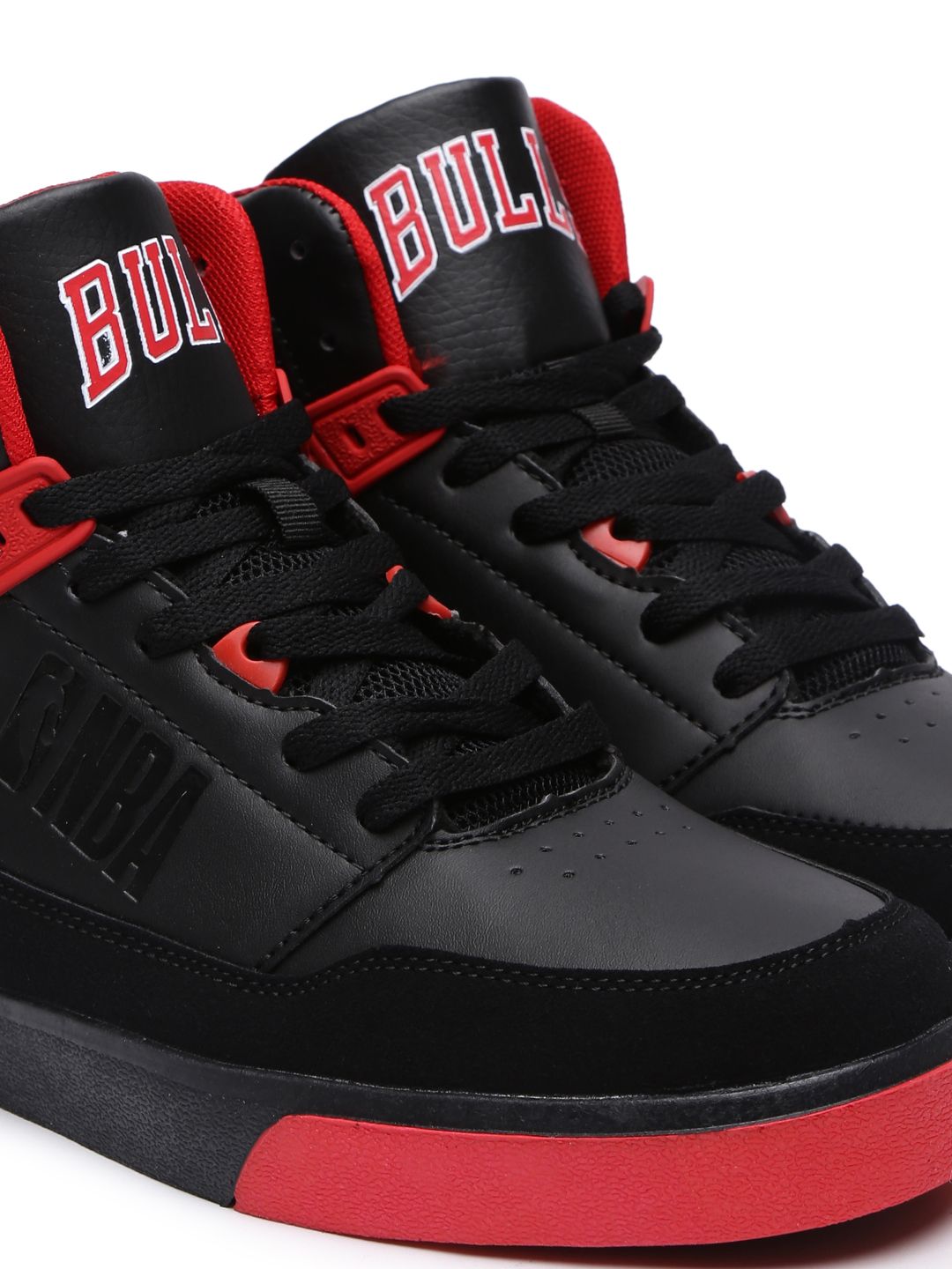 chicago bull sneakers