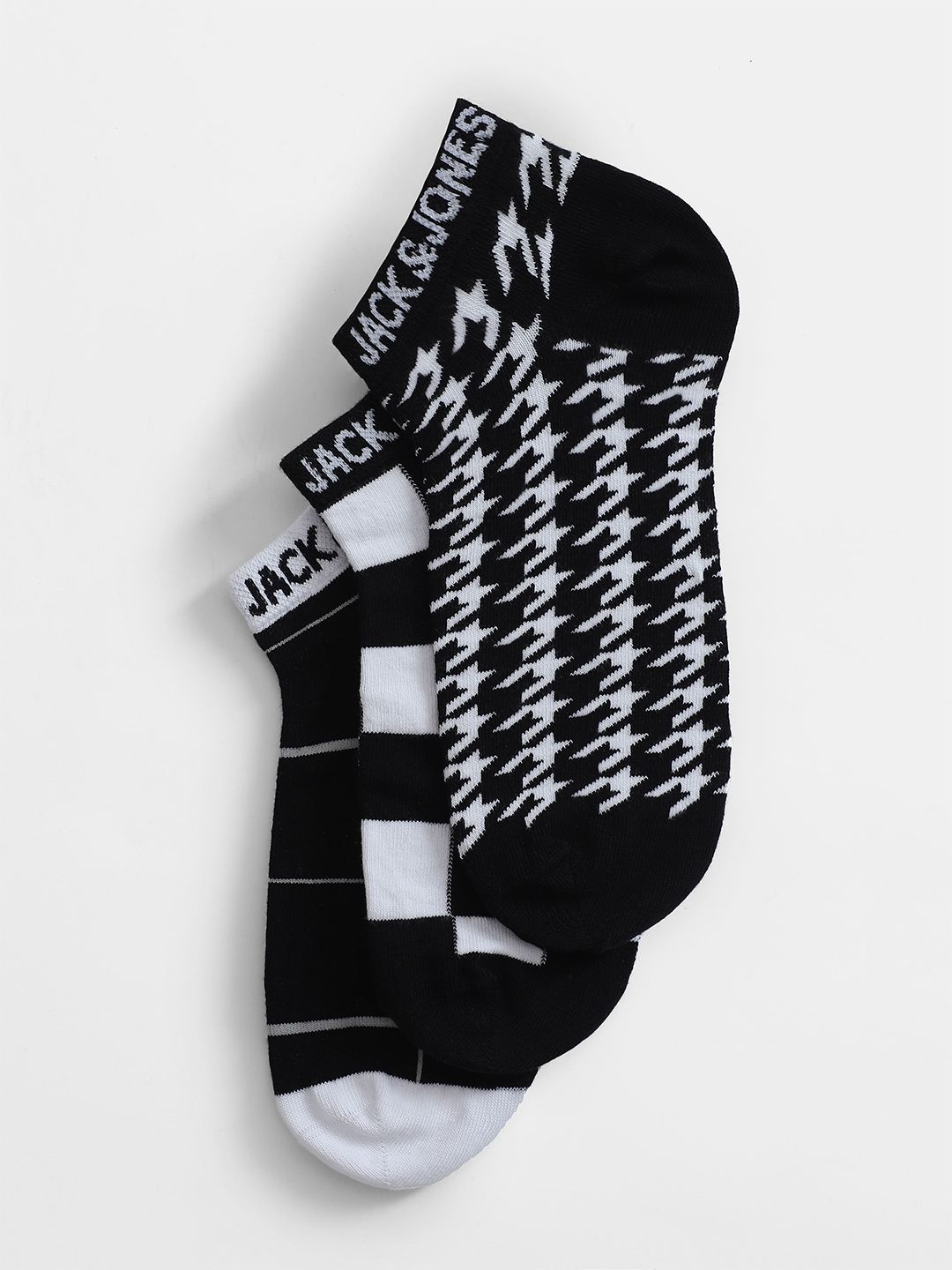 Jack & Jones Men Pack Of 3 Patterned Ankle Length Socks