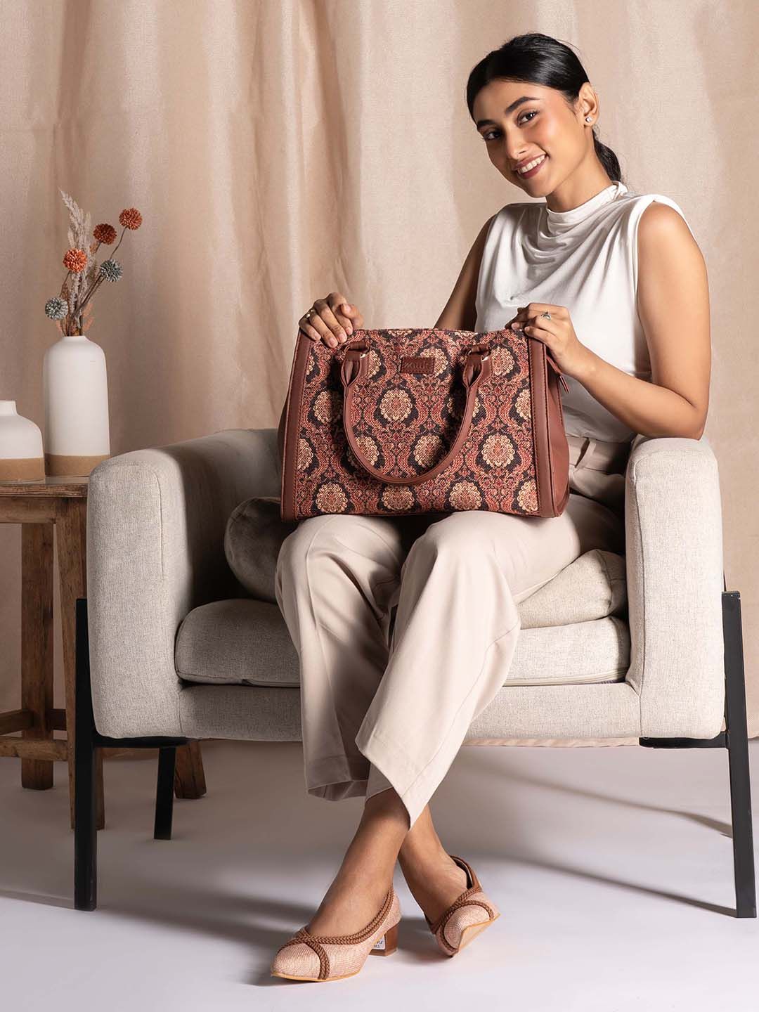 Structured Handheld Bag ZOUK Ethnic Motifs Printed Structured Jute Handheld Bag