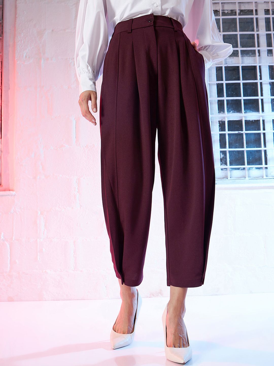 SASSAFRAS Women Burgundy Mid-Rise Pleated Culottes Trousers Price in India