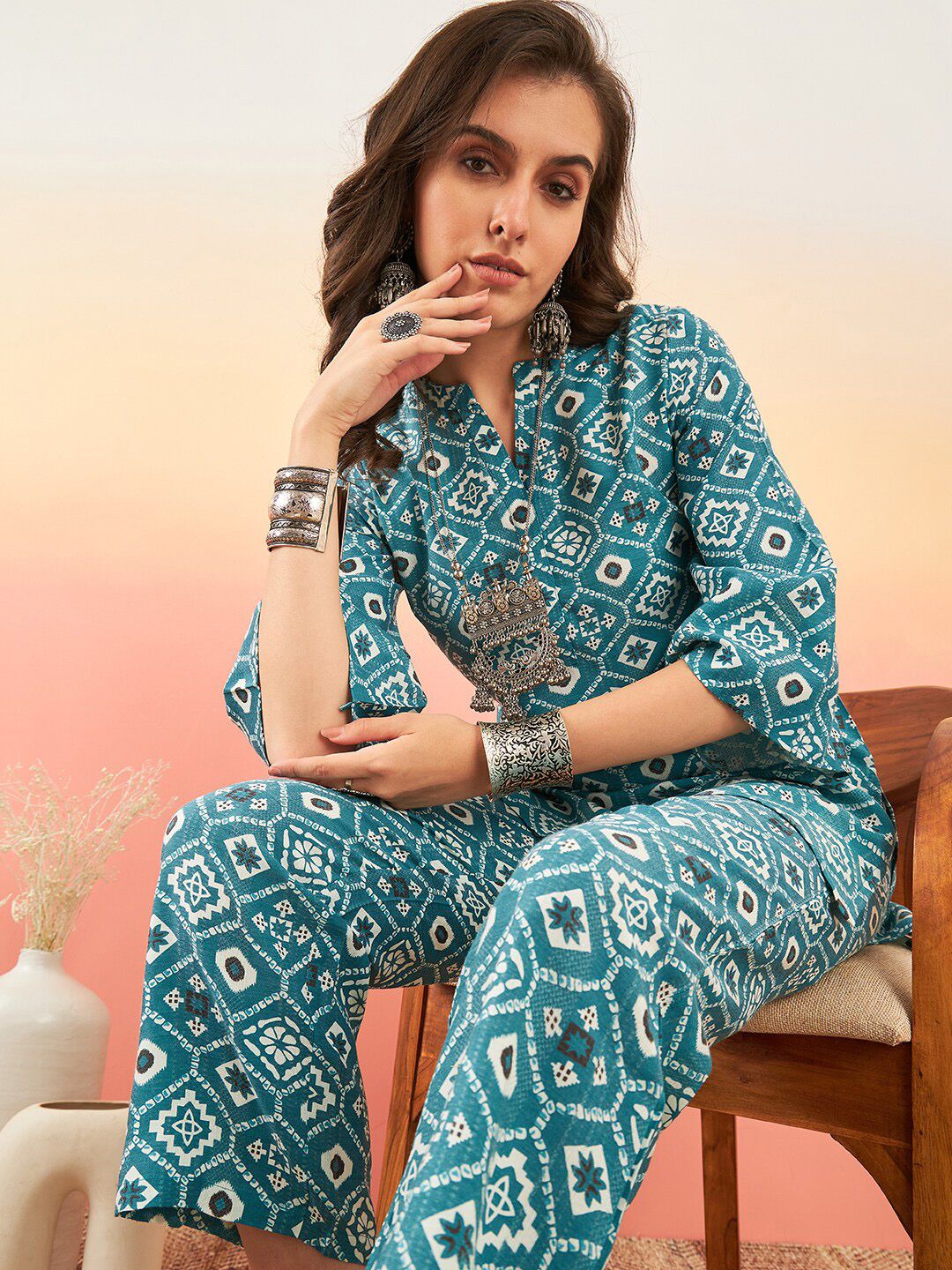 Sangria Blue & White Ethnic Motifs Printed Straight Kurti With Trouser Price in India
