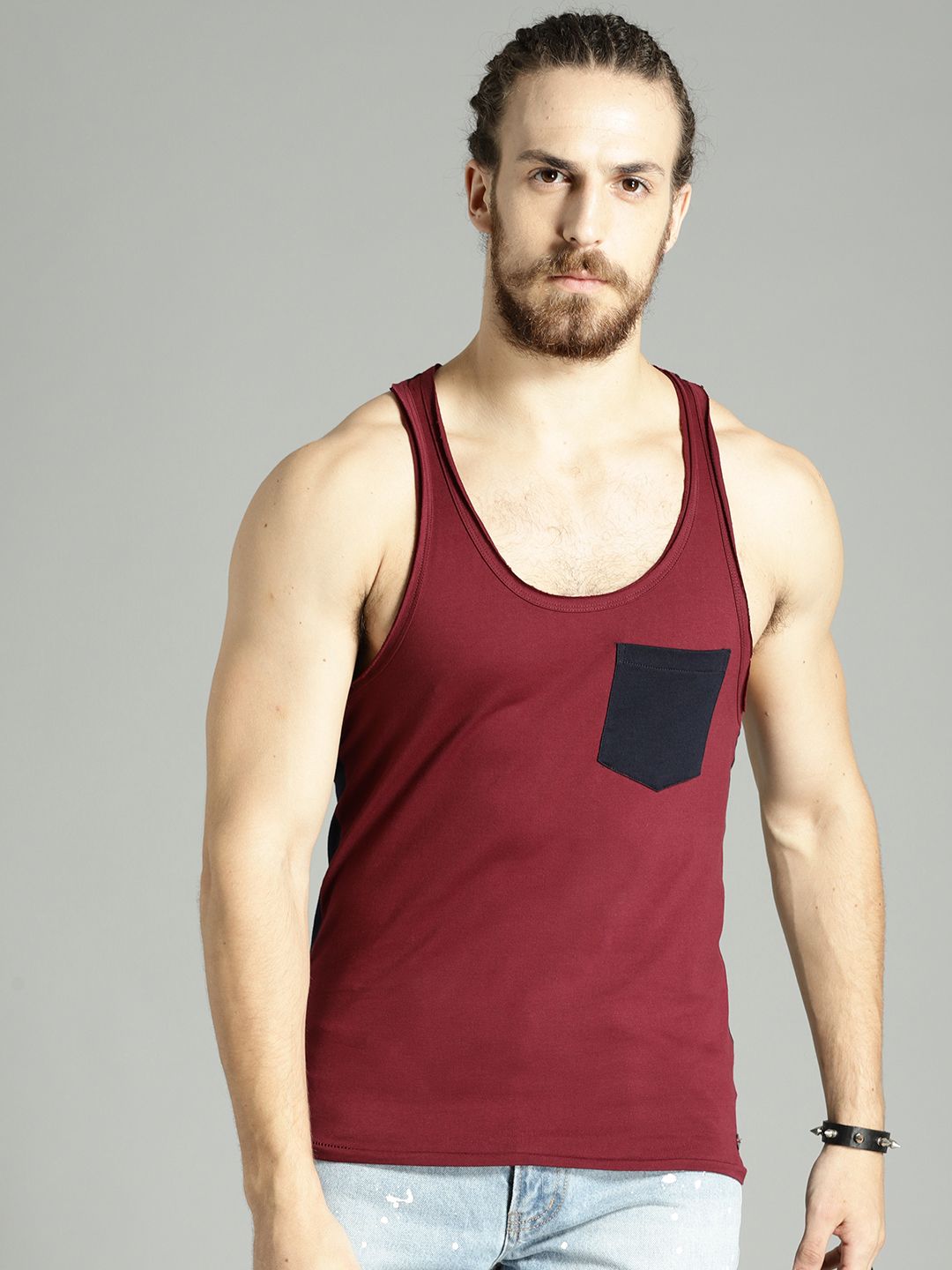 Roadster Time Travlr Men Maroon Sleveless Pure Cotton T-shirt with Raw Edges