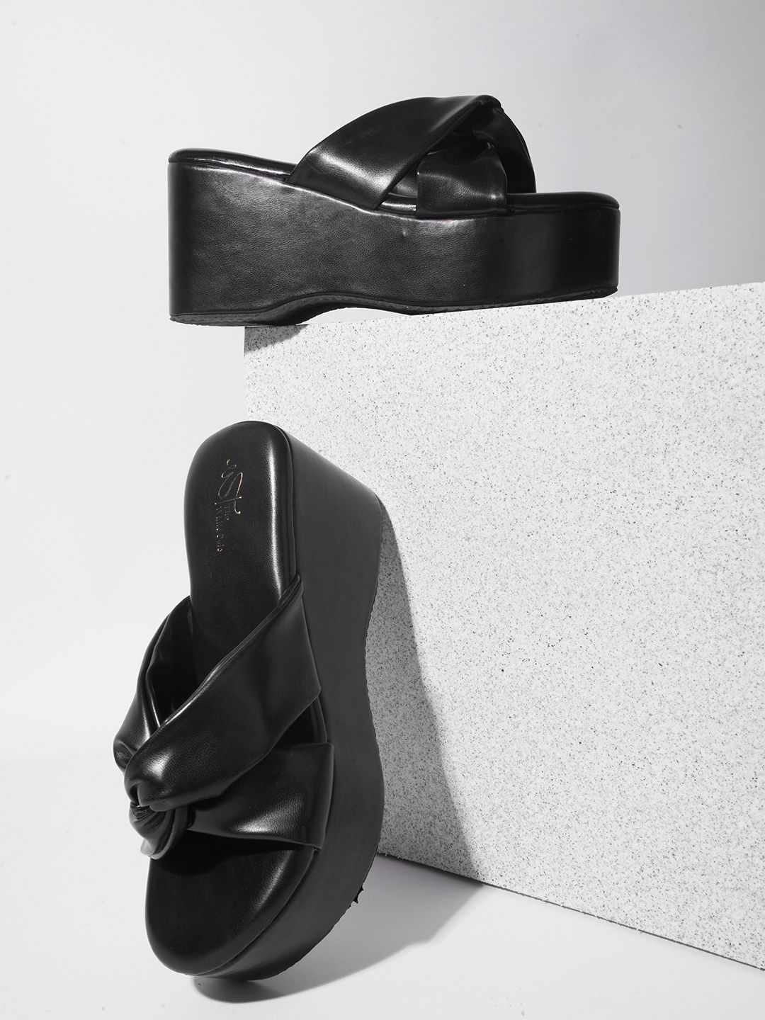 THE WHITE POLE Open Toe Wedge Heels