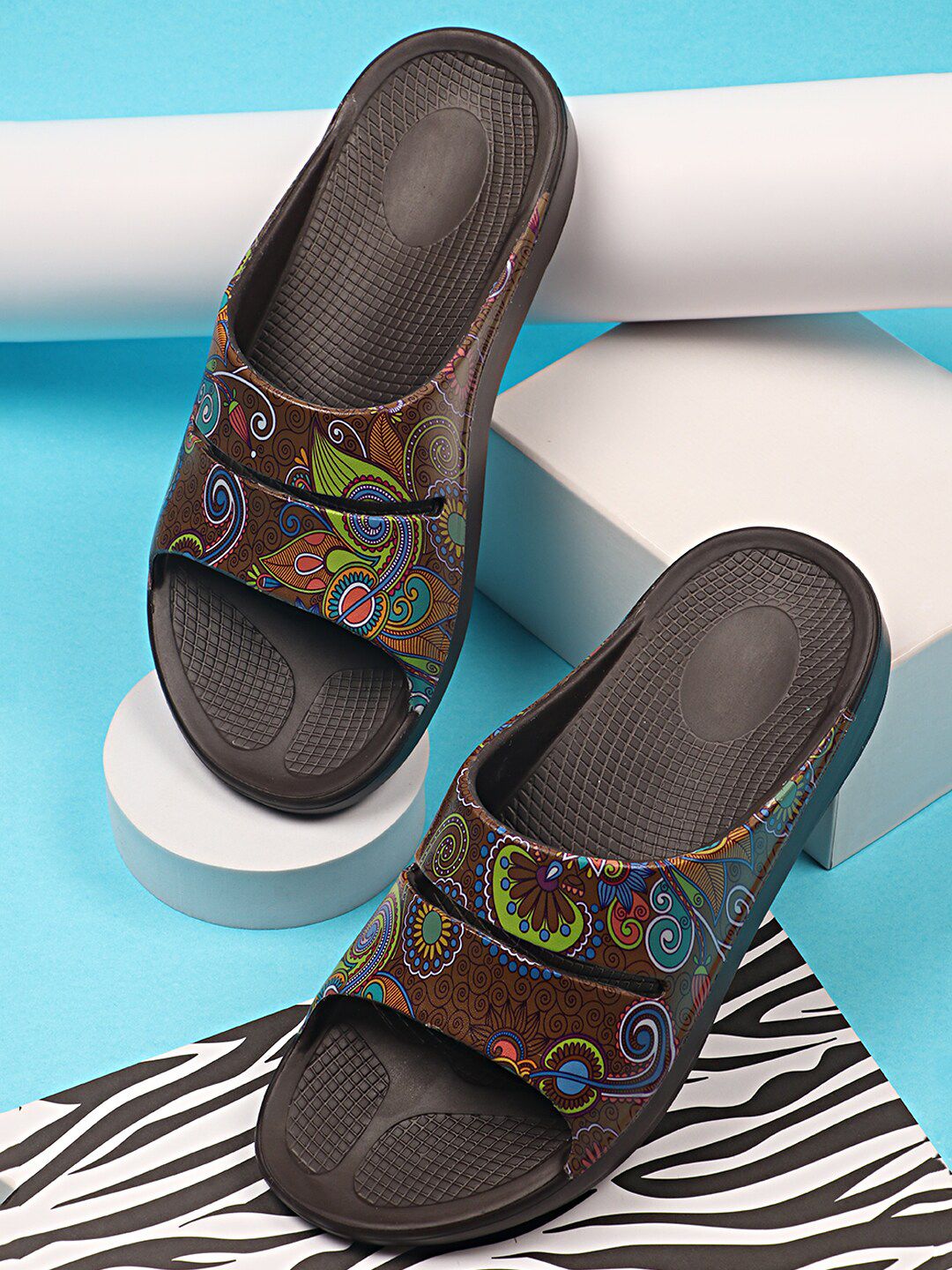 NEOZ Women Printed Sliders