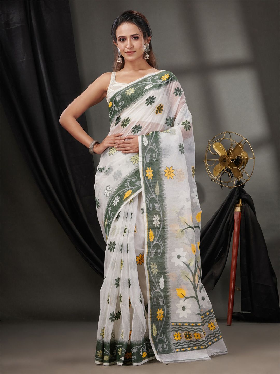 Charukriti Floral Woven Design Pure Cotton Jamdani Saree