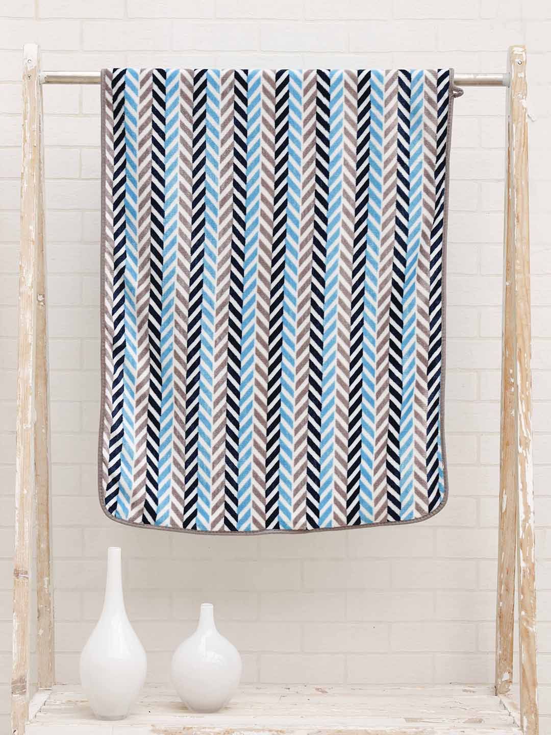 Ariana Blue & Brown Geometric Print Superior High Absorbent 400 GSM Bath Towel