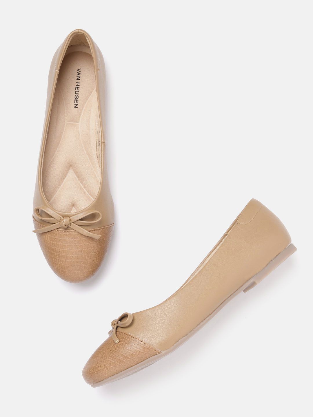 Van Heusen Woman Textured Ballerinas with Bows