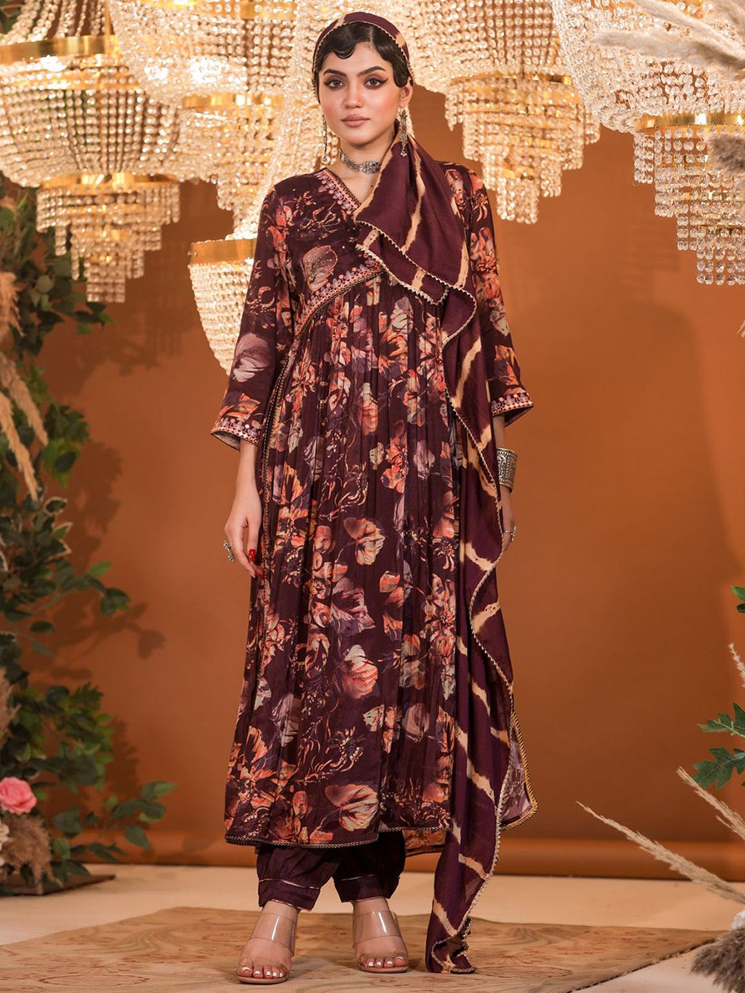 FASHION DWAR Floral Printed Thread Work Kurta & Trousers With Dupatta Price in India