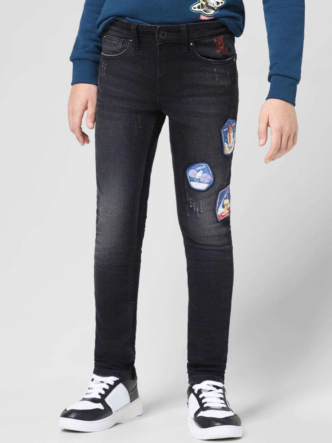 Jack & Jones Junior Boys Slim Fit Mid-Rise Light Fade Cotton Jeans